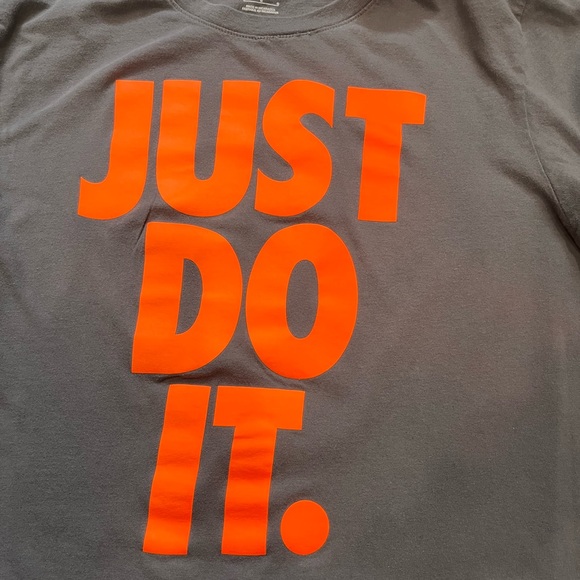 Adult Nike Tee - Picture 2 of 4